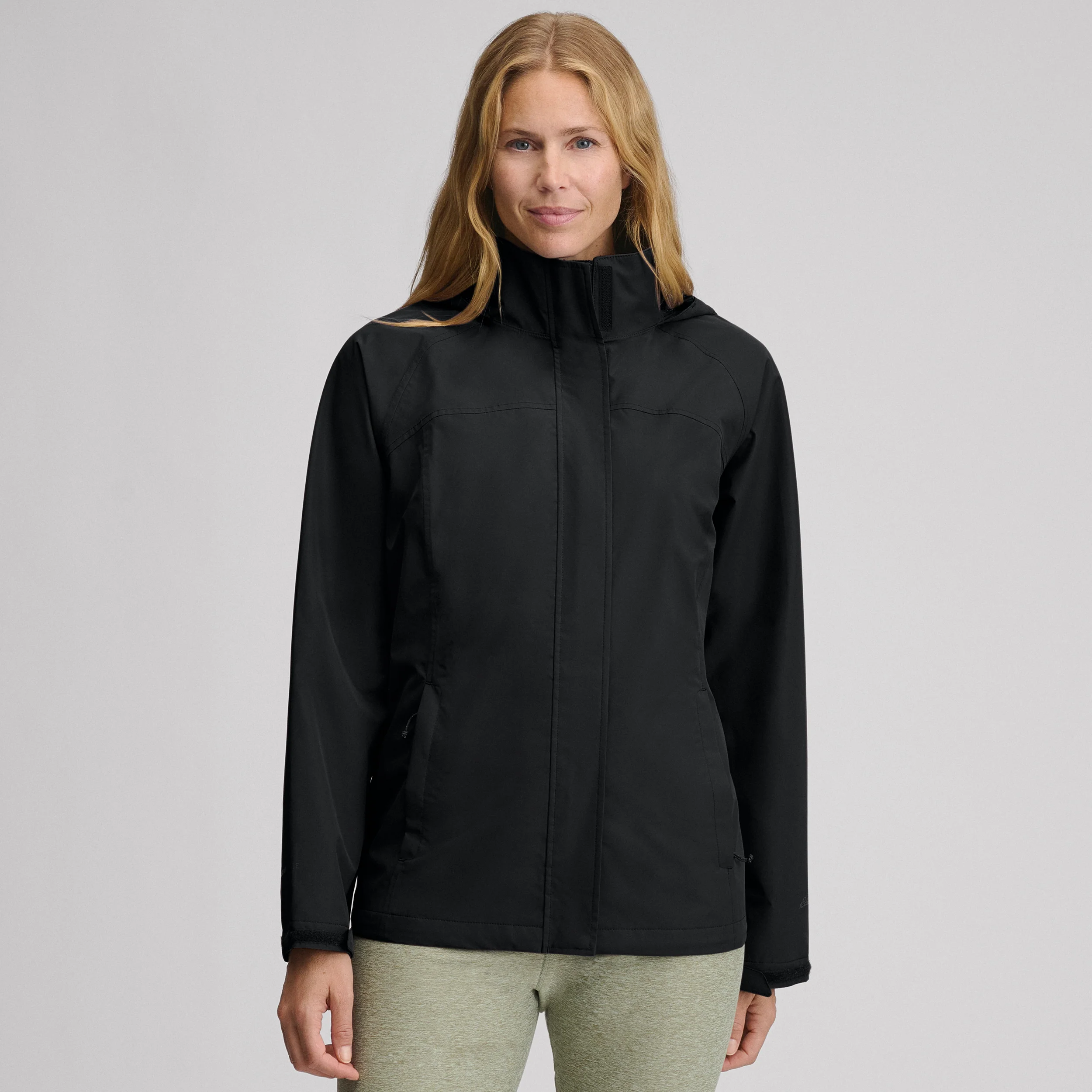 Women's Rainfoil庐 Waterproof Packable Hooded Rain Jacket